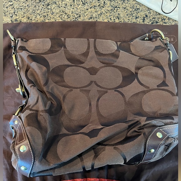 Coach Carly Shoulder bag - Picture 2 of 9